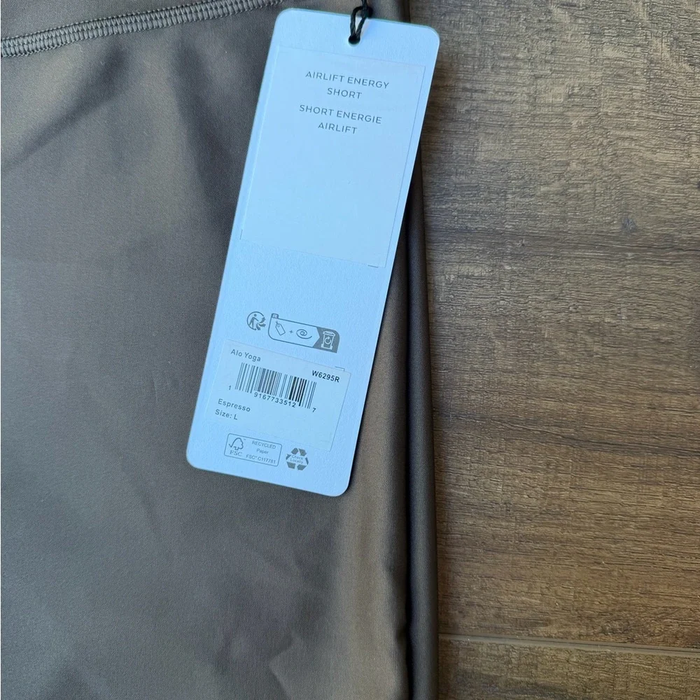 ALO Yoga Airlift Energy Short in Espresso Brown - Picture 3 of 4